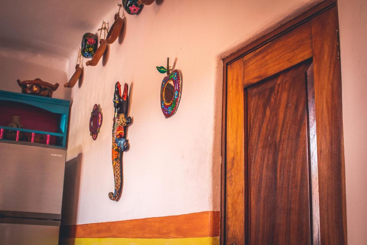 Hotel Casa Oaxaquena à Santa Cruz Huatulco Extérieur photo